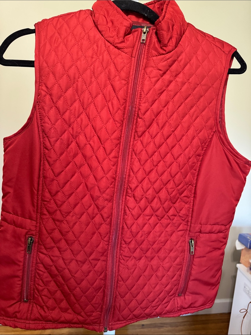 Relativity Quilted Red Sleeveless Vest with Zip Pockets
